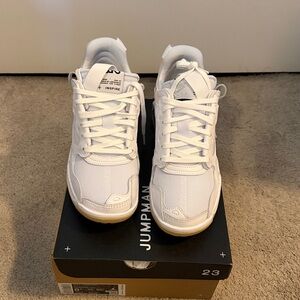 BNIB Jordan Women’s MA2 White Black Sesame 8.5